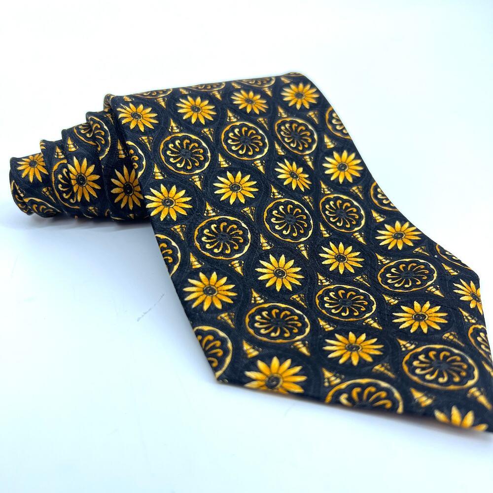 Vintage Richel Spain 100% Pure Silk Hand Made Mens Tie Black Floral NWT